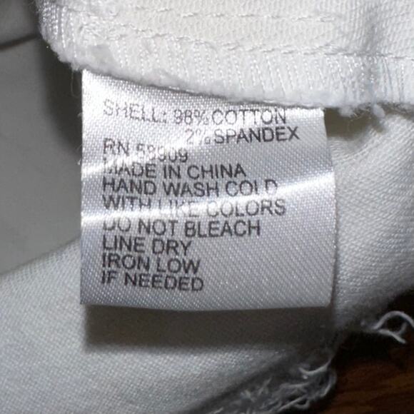 Gianni Bini White Denim ‘Life Is Beautiful’ Fringe Snap Front Mini Skirt Size M - Picture 7 of 12